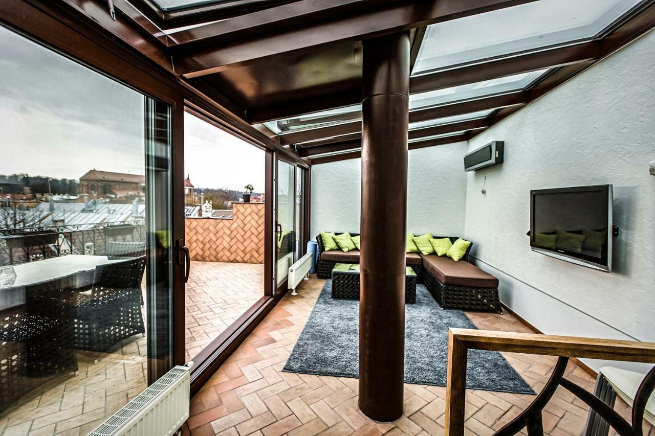 Apartment With A Terrace Over The Old Town Two Bedrooms カウナス エクステリア 写真