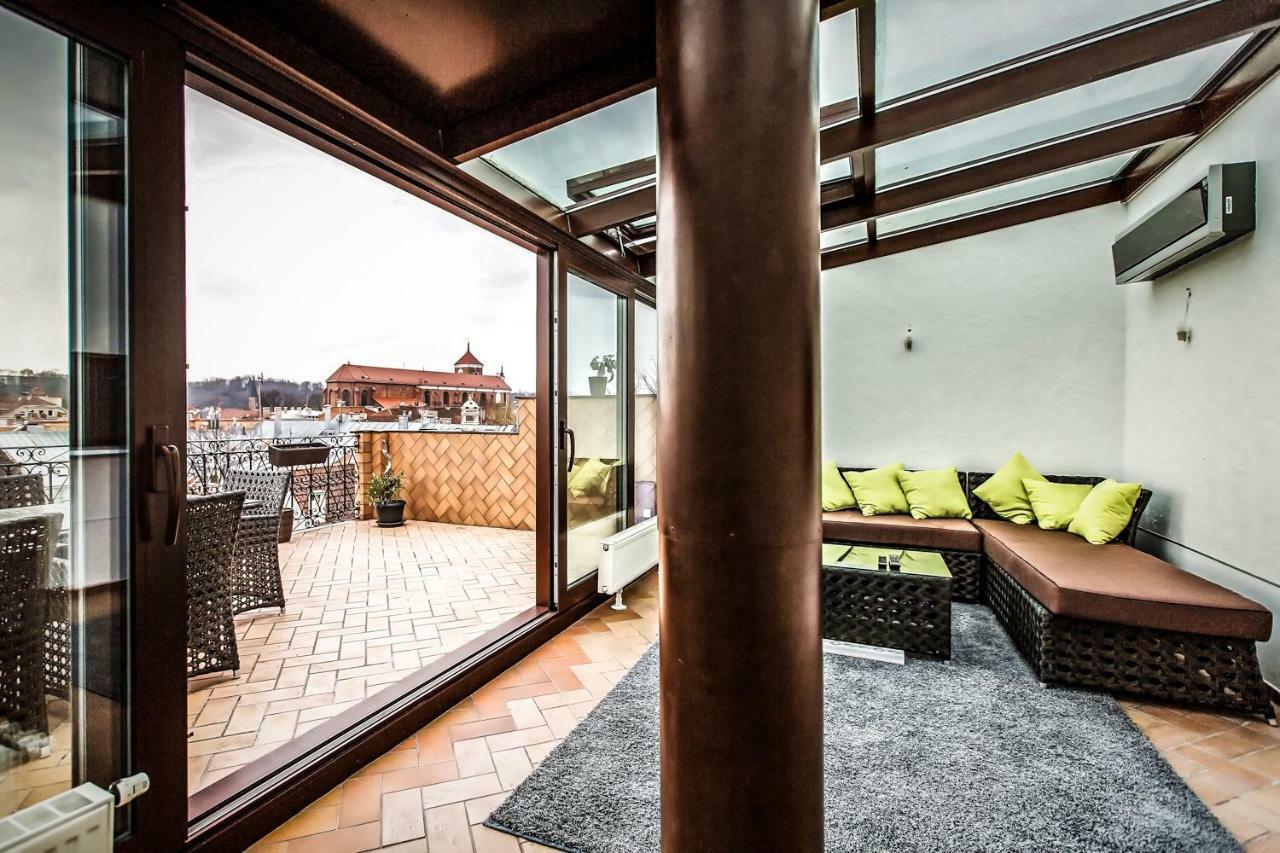 Apartment With A Terrace Over The Old Town Two Bedrooms カウナス エクステリア 写真